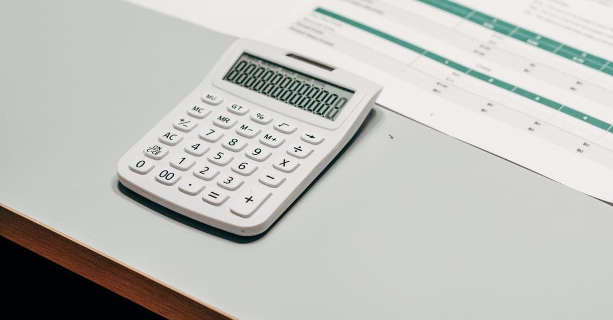 Illustration : Différence salaire brut et net : le calcul complet en portage